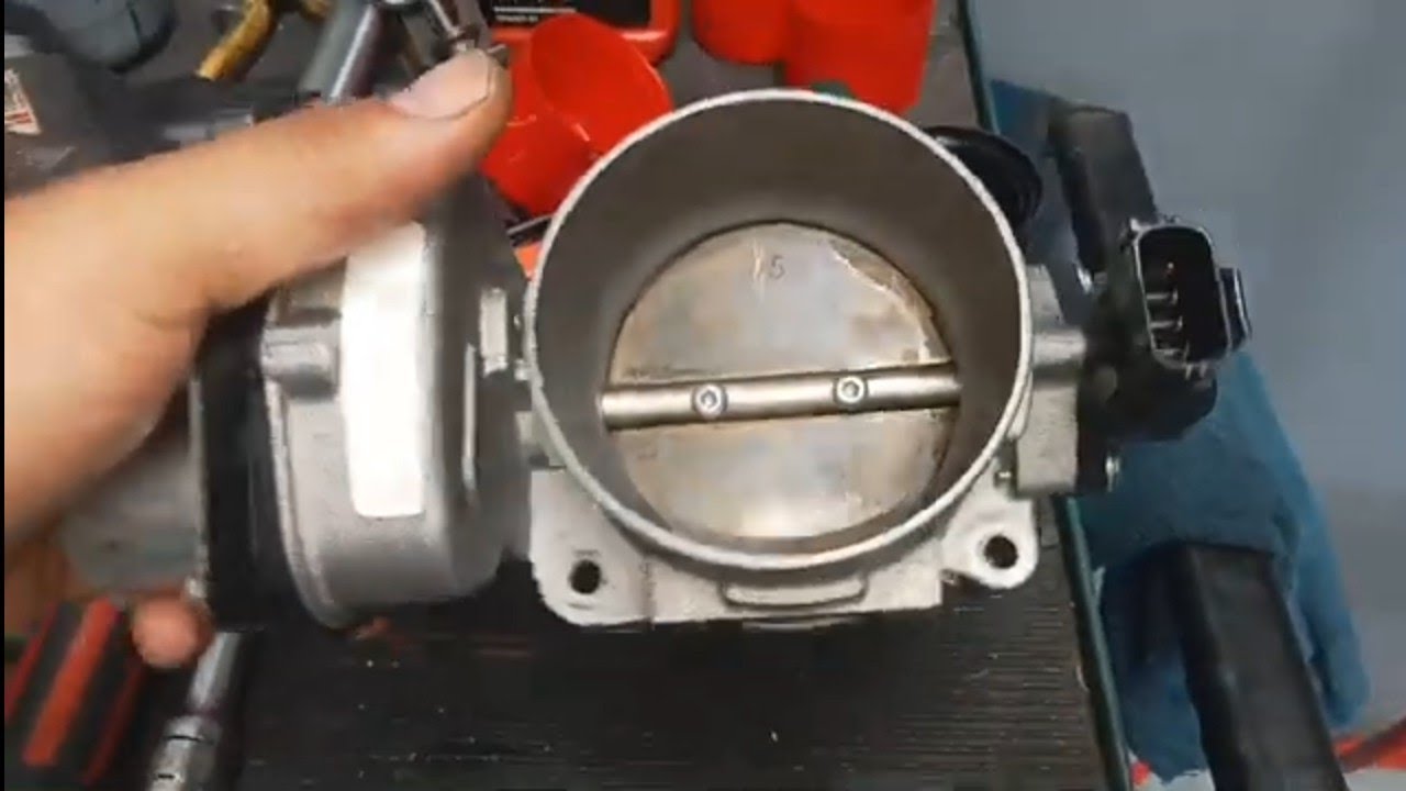 Ford tritón 5.4 problema de cuerpo de aceleración solución rápida código P2112