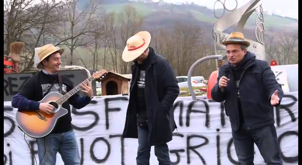 Libera vite in libero carro: la libertà di satira per i Beagles