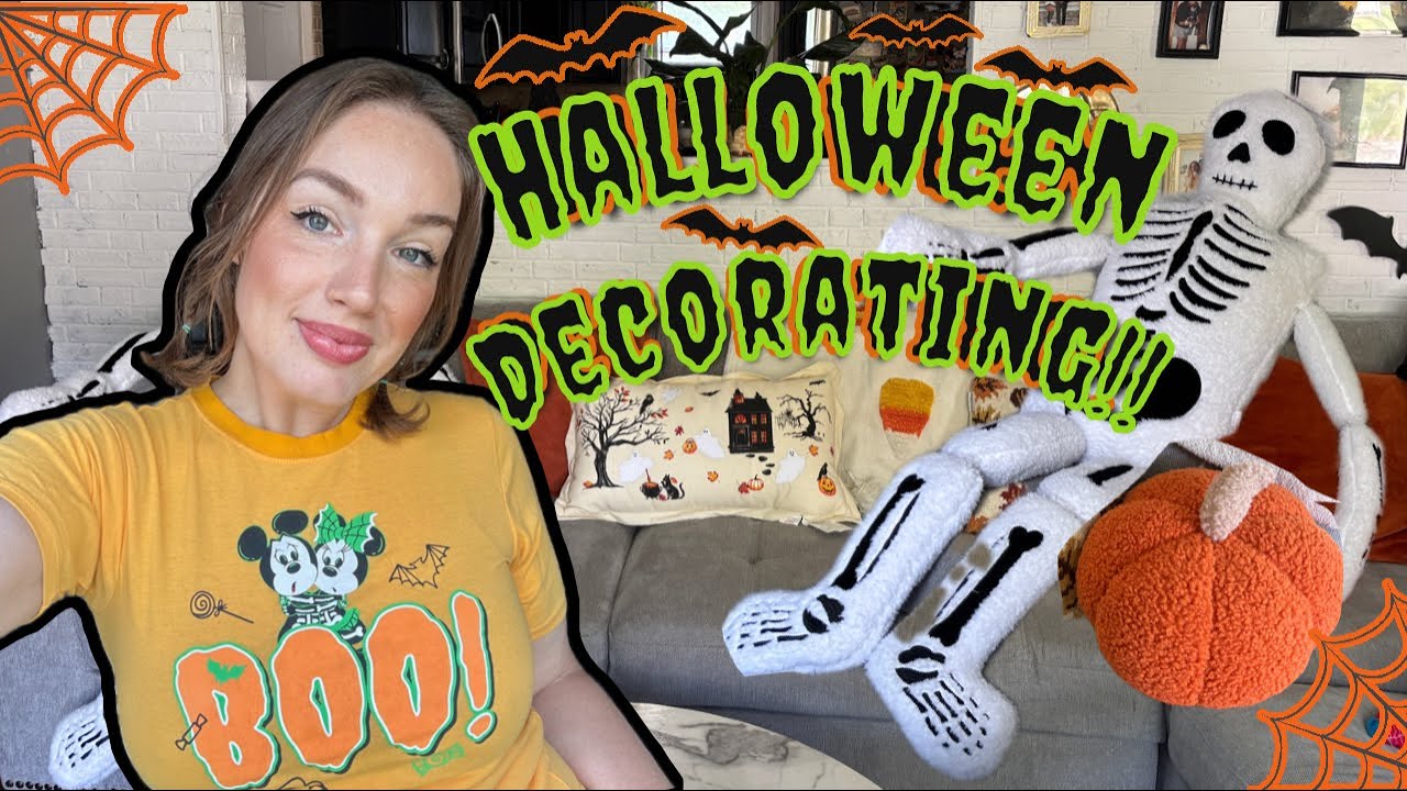 HALLOWEEN DECORATING!! | Decorate w/ me!🎃🦇🍂