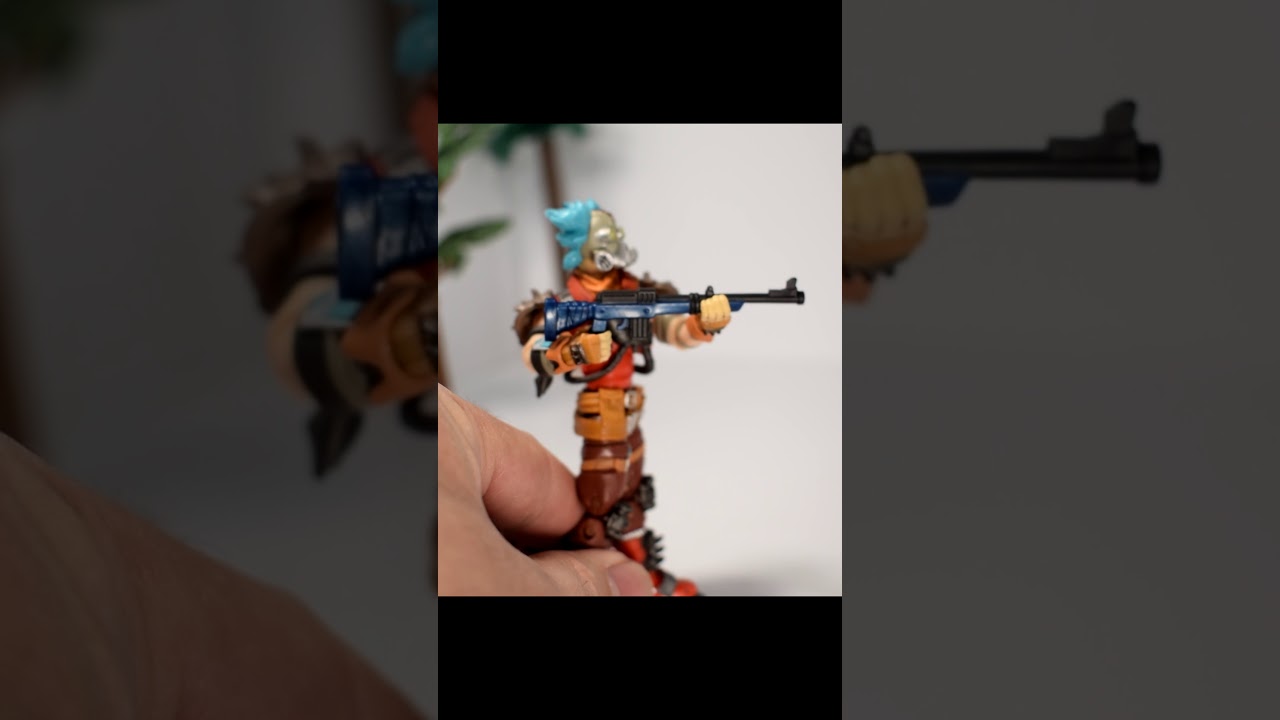 Fortnite toys Combat! | Ruckus, Jonesy And DJ Yonder Are Fighting!