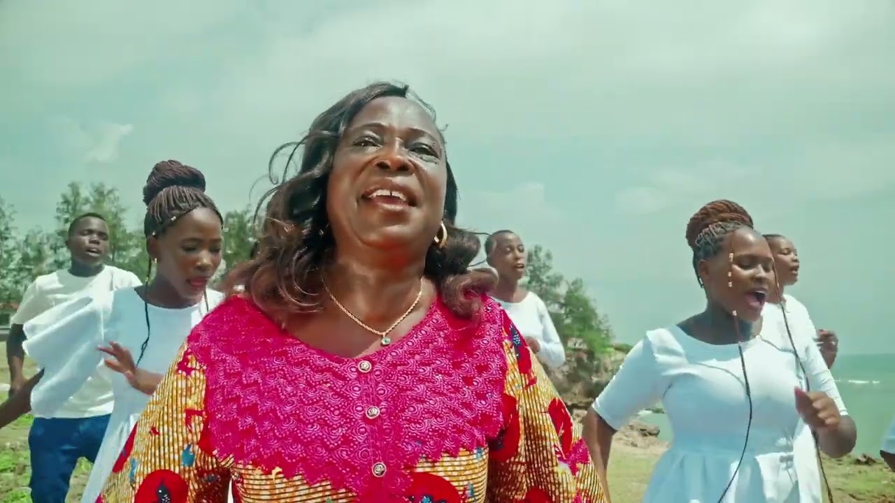 Saraphina Sanga | Nakuitaji Yesu