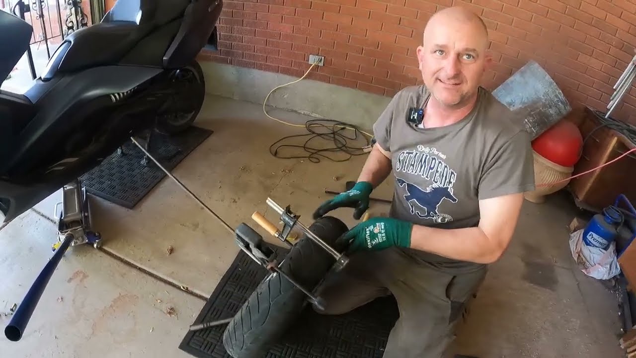 Changing the Front Tire on My BMW C650GT