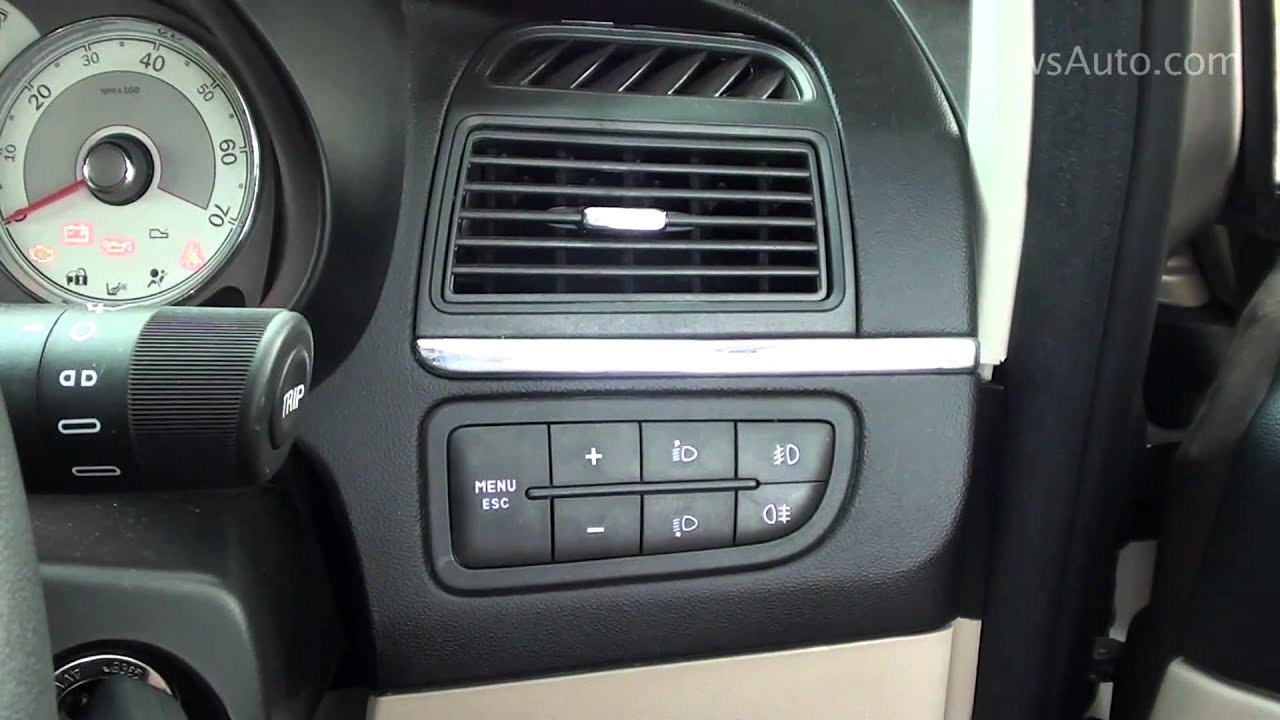 Fiat Linea T-Jet petrol video - Fiat Linea detailed video