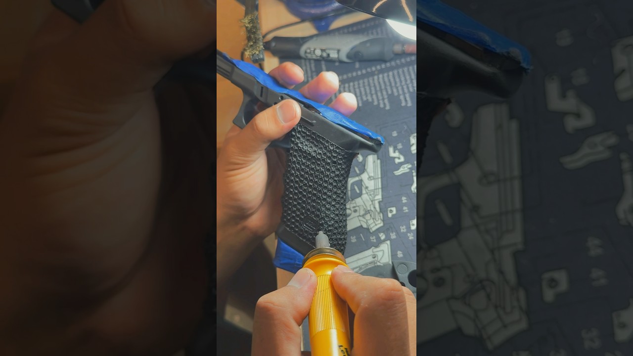 Glock 17 Gen 3 Grip Stippling Works