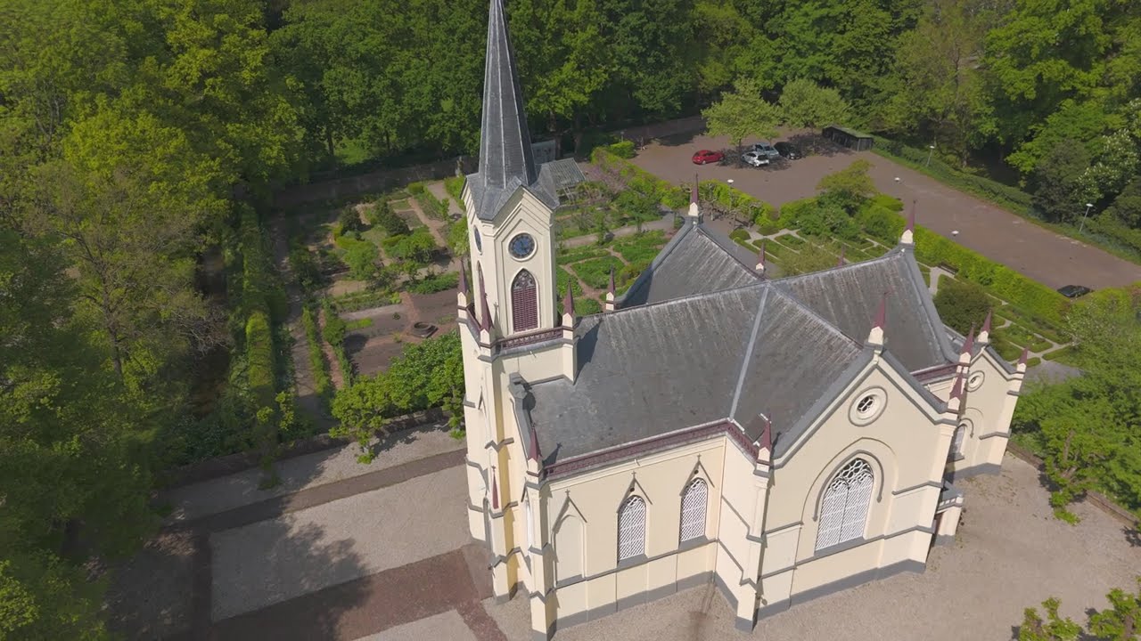 Hervormde kerk / church Neerijnen #4k #drone #history #architecture #netherlands #travel