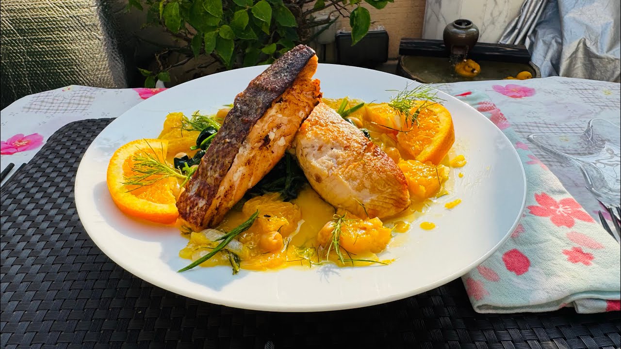 Quick & delicious Pan fried salmon fillets with orange butter sauce/ 香煎三文魚，配牛油橙汁醬