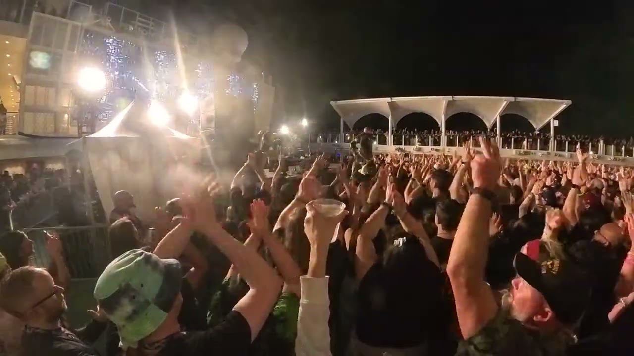 Underoath - Young and Aspiring E.N.D. Cruise 4.0