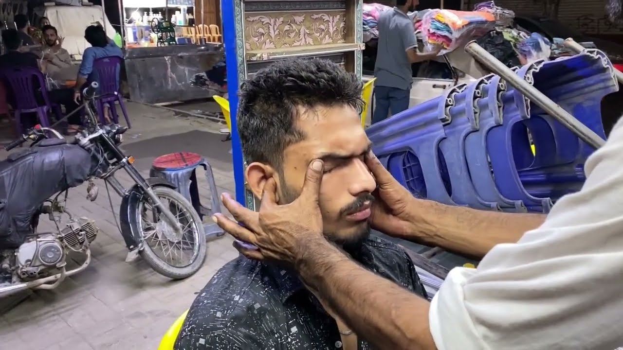 Street Head Massage