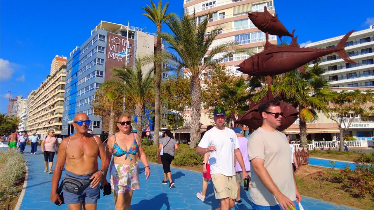 BENIDORM 🇪🇦 HOT DAYS October 2025 Costa Blanca SPAIN 4K 