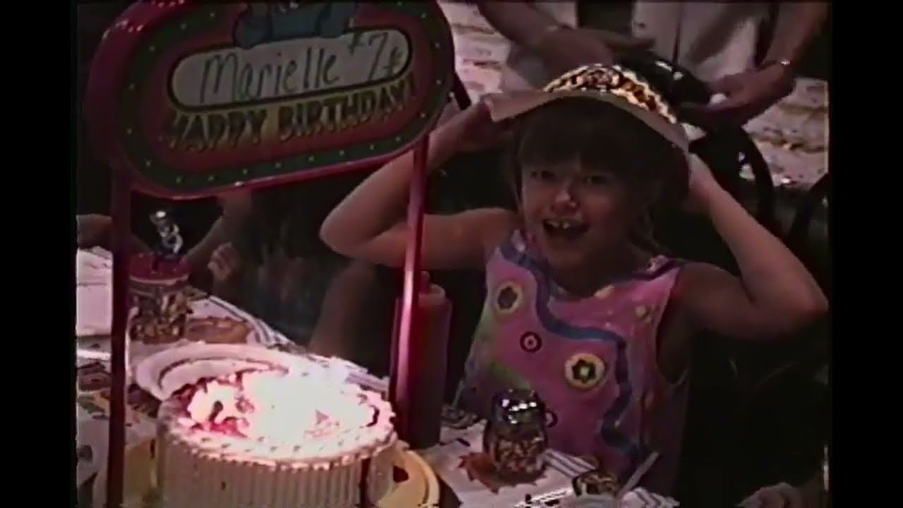 Chuck E. Cheese's Attleboro, MA August 1999 Footage