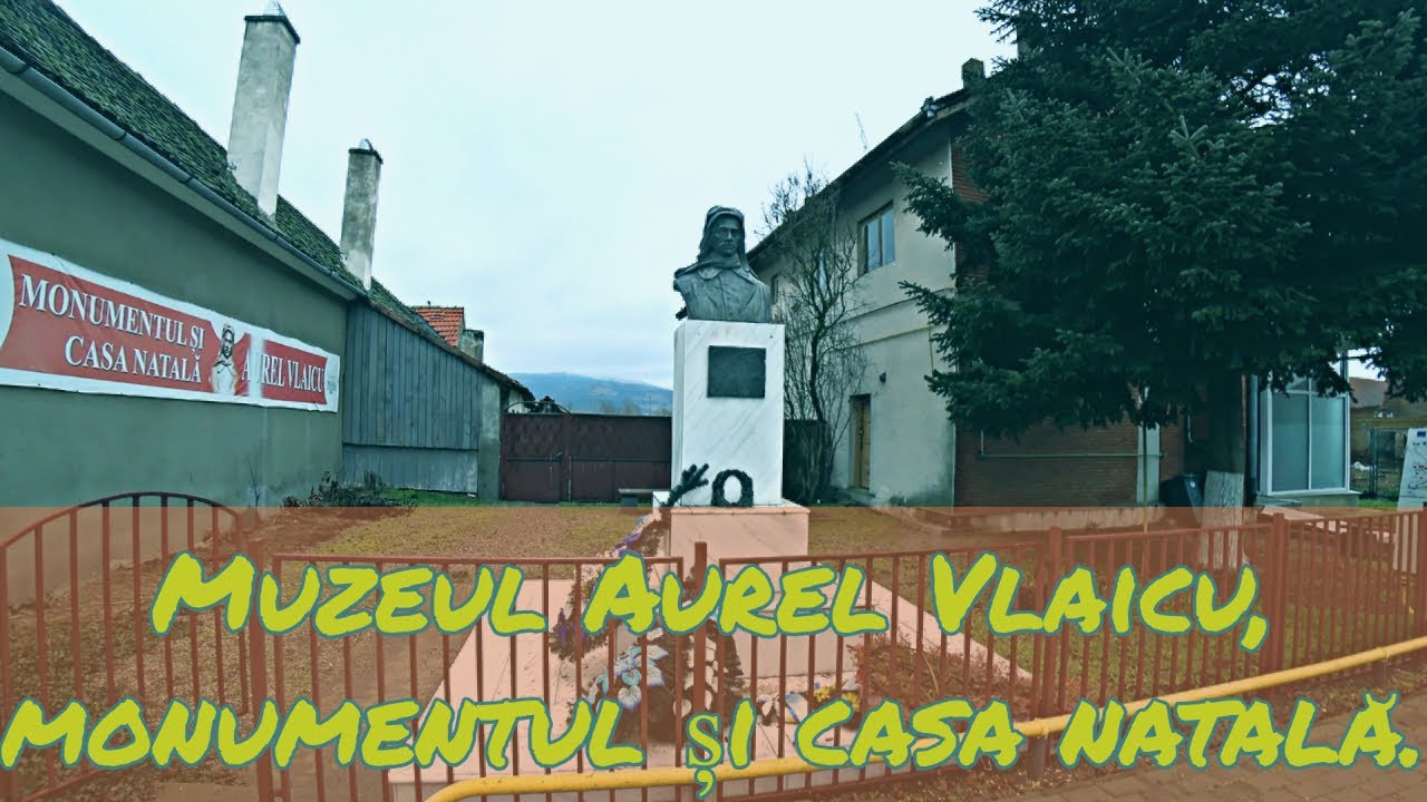 Muzeul Aurel Vlaicu, monumentul și casa natală.