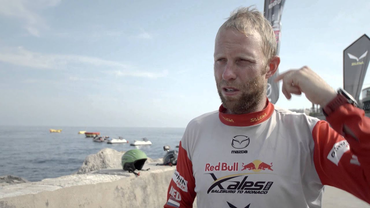 Red Bull X-Alps 2015: Ferdinand van Schelven (NED) and Gavin McClurg (USA2) touch down in Monaco.