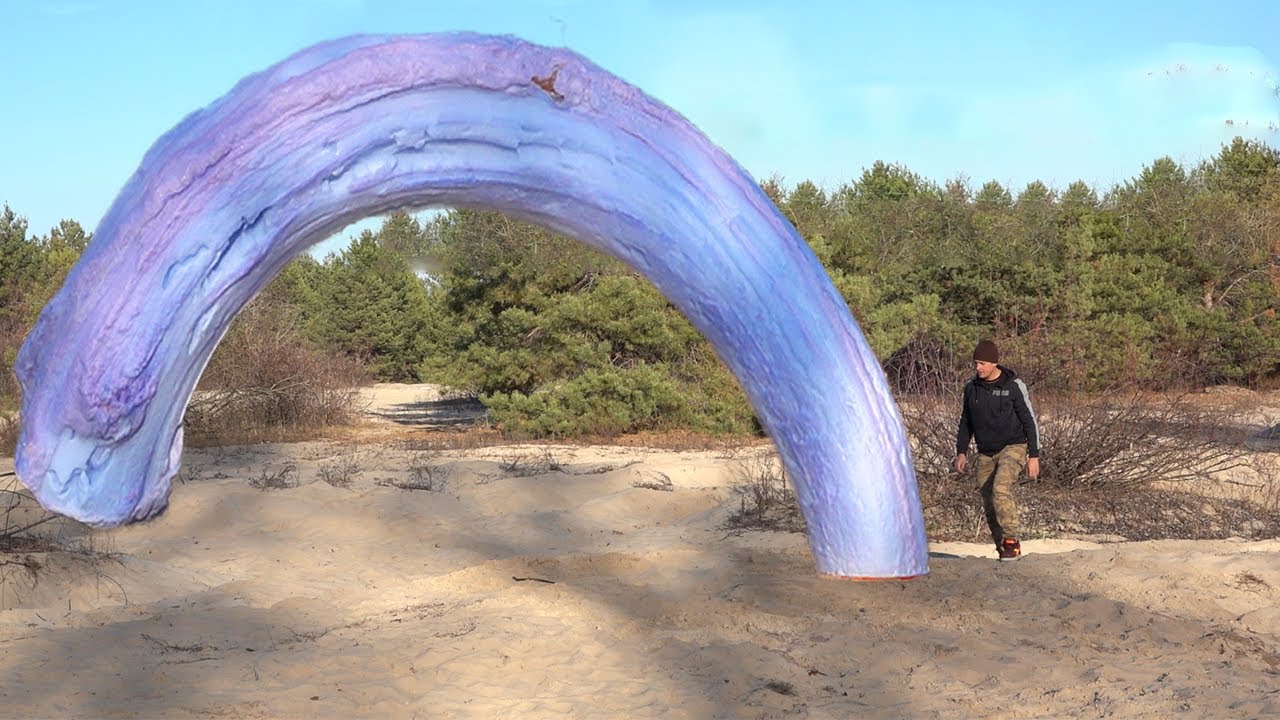 Experiment! Fast and Big Blue Worm from UnderGraund - Caution Content Hot!
