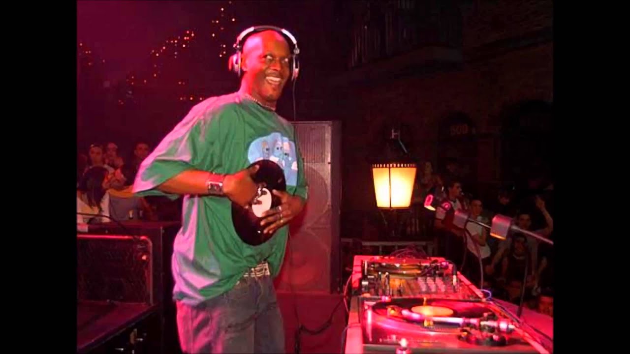 Dj Rush-Hafentunnel Frankfurt´2001