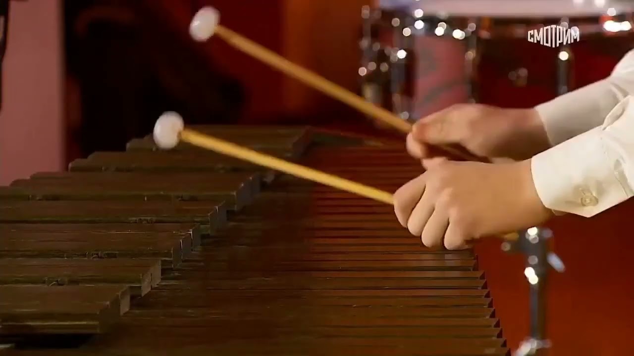 Лукинский Иван 13 лет. Д. Шостакович Скерцо из симфонии N9