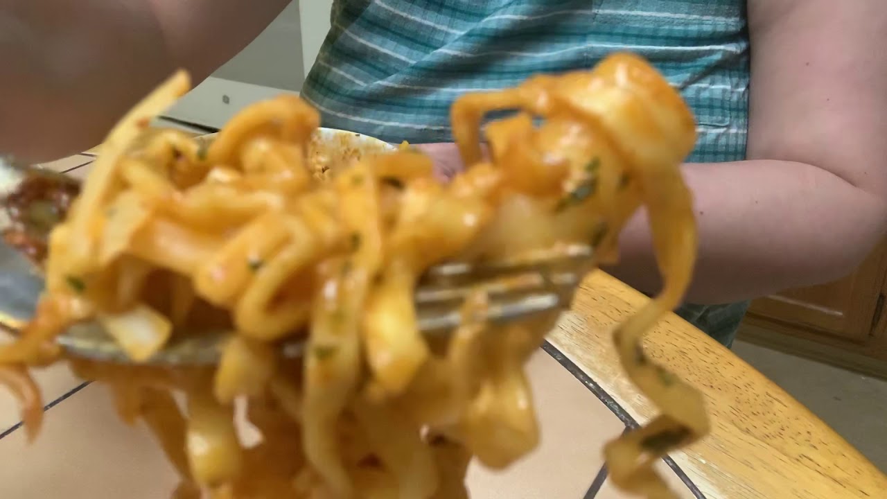 ASMR lofi eating carbo noodles 🍝