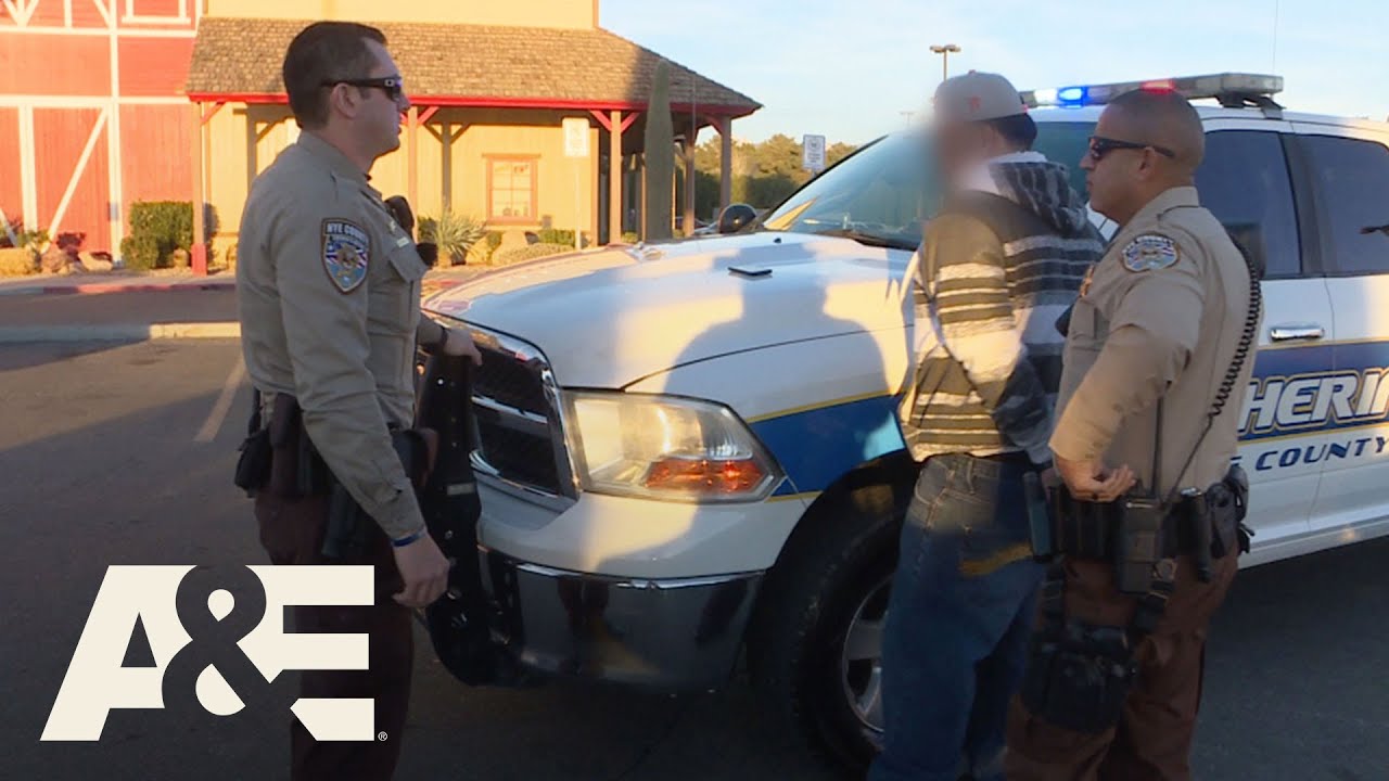 Live PD: Six Warrants, Zero Worries (Season 2) | A&E