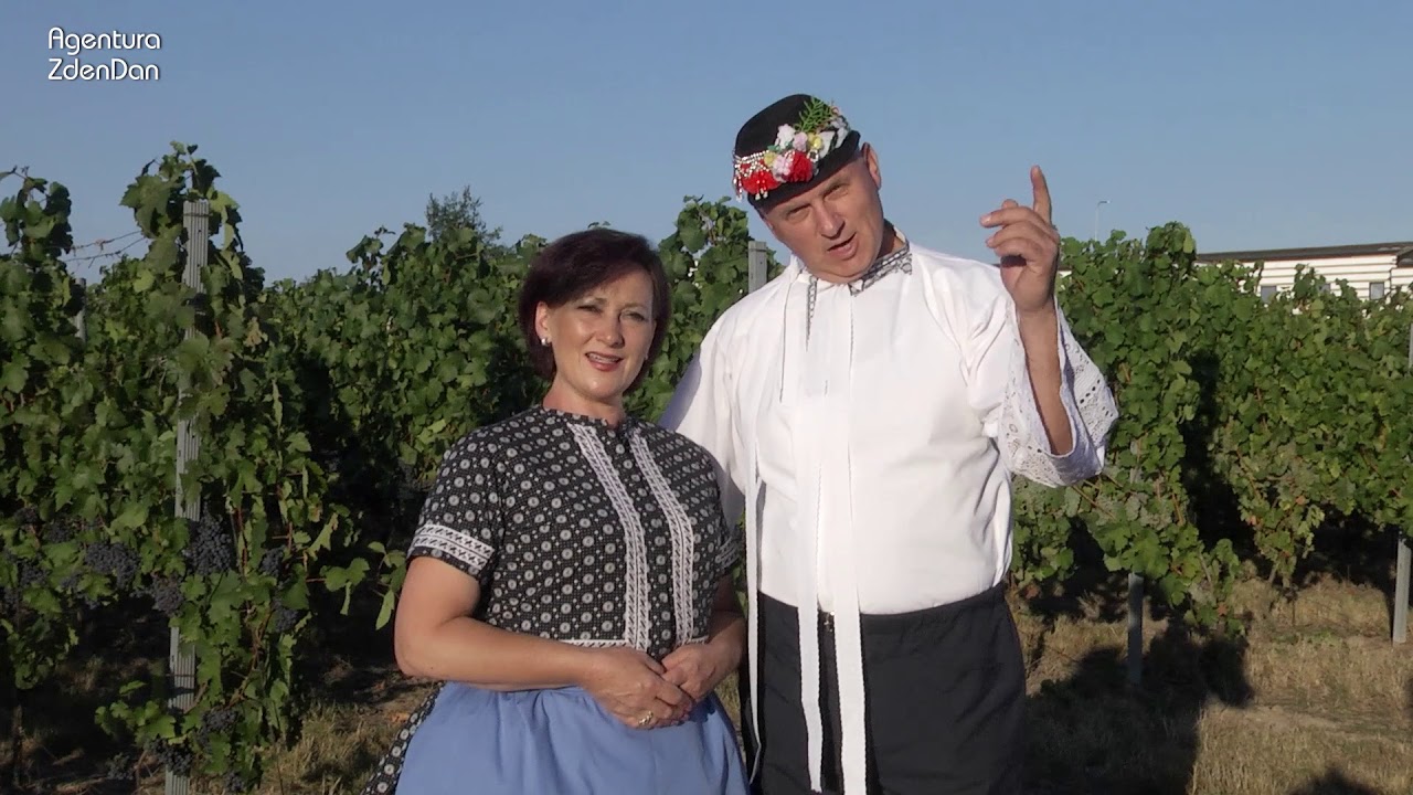 Rodná naša Moravo - Manželé Uhrovi z Lanžhota & Mistříňanka