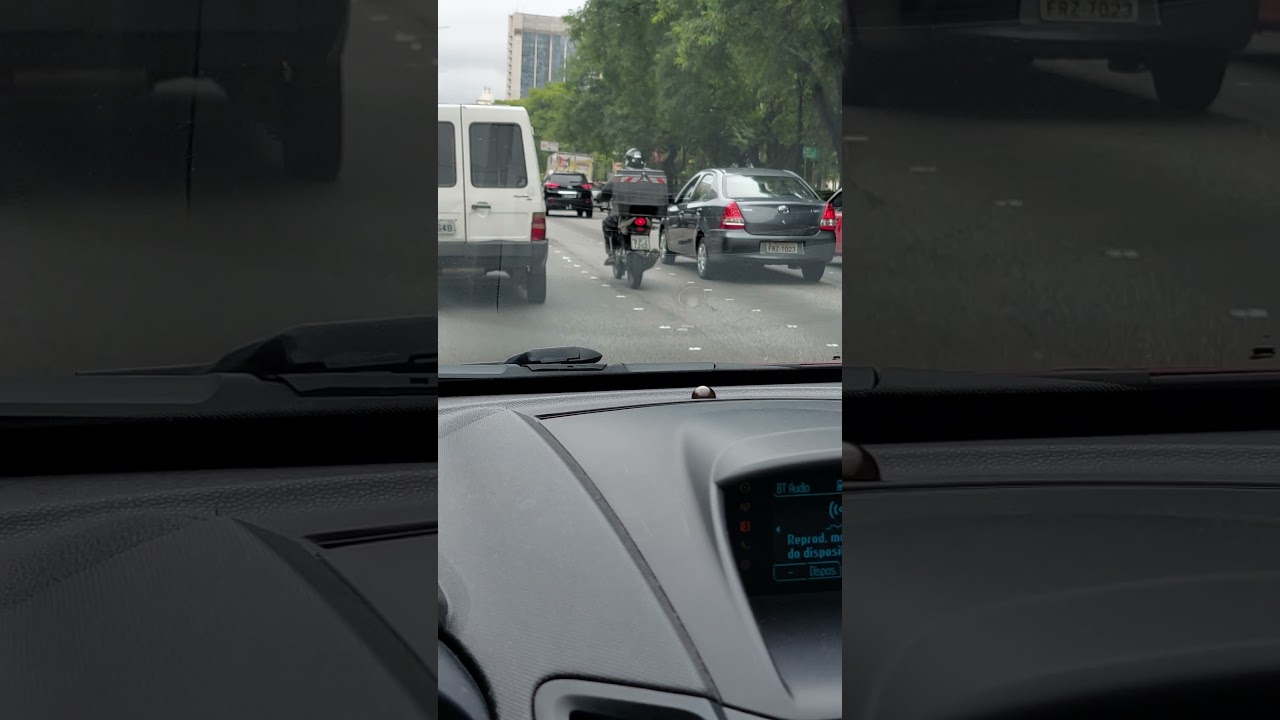 Motofaixa na 23 de Maio, S&atilde;o Paulo