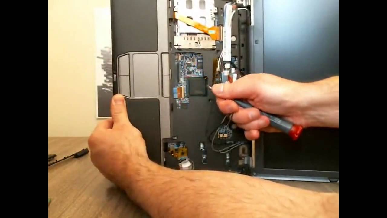 Taking apart a Dell Latitude D420.avi