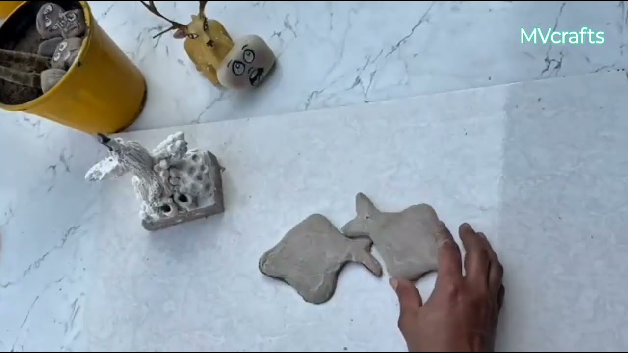 Let's Create 😍A Beautiful Fish 🐠 Showpiece | wall putty clay craft ideas |home decor items |how to m