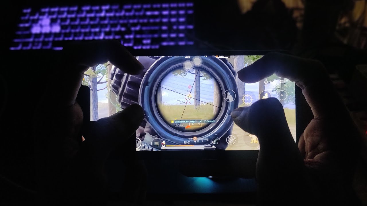 1vs4 Clutches in Conqueror Lobby | 3 Finger Claw HandCam 🔥| BGMI | PUBG Mobile