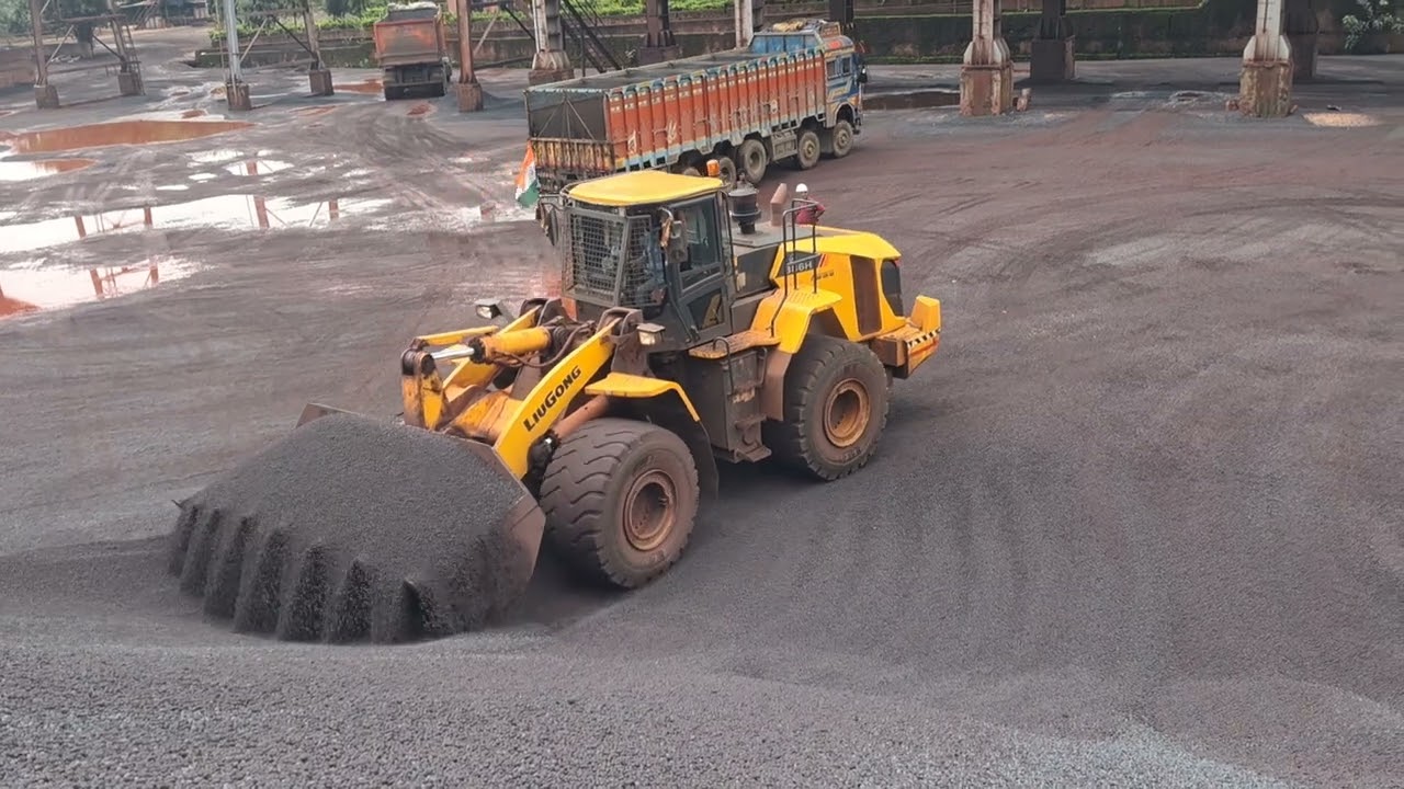 New Liugong #CLG 886 HST #hydrostatic machine #plet loading 18 wheele #Tata trailer hyva