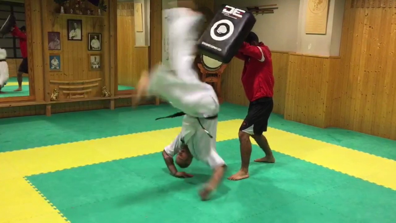 Shihan Daniel S&aacute;nchez - Do Mawashi Kaiten Geri