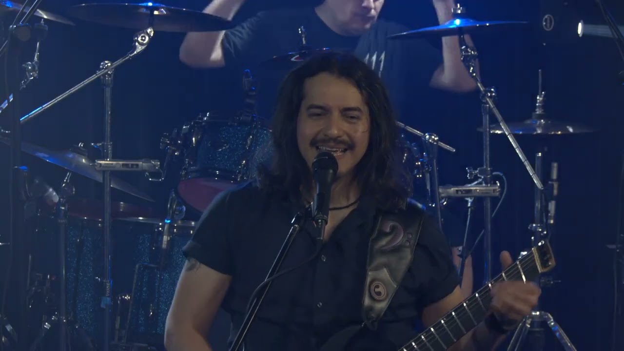 Opus VII - The Distance (LIVE)