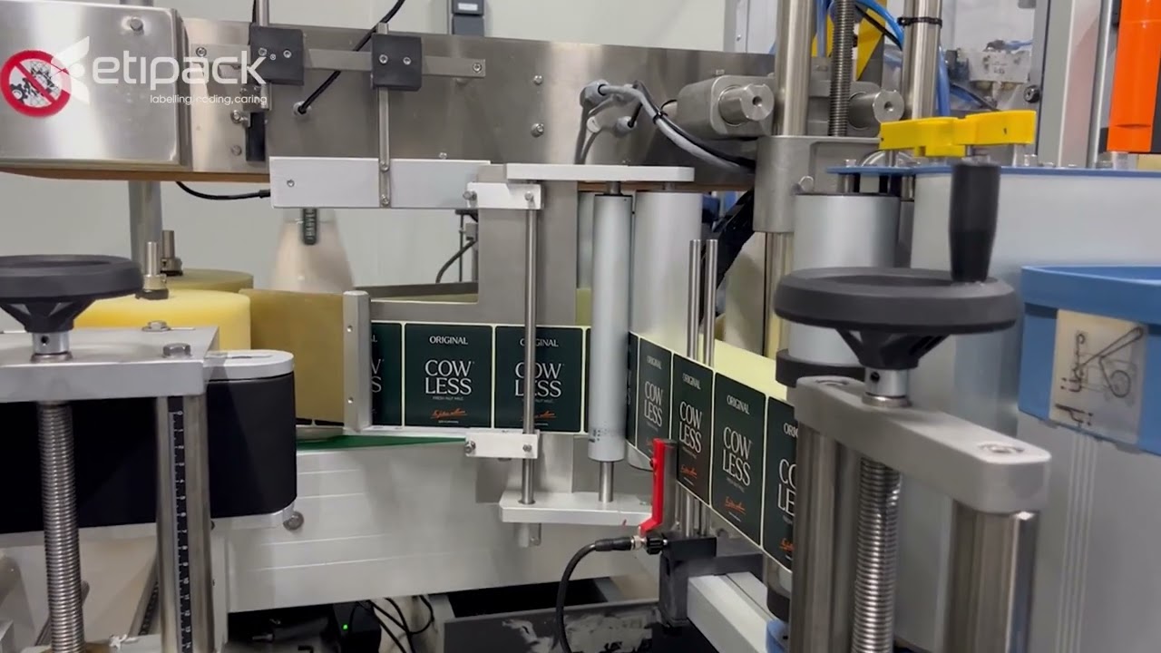 Labelling system for Milk bottles - Sistema di etichettatura per bottiglie di latte