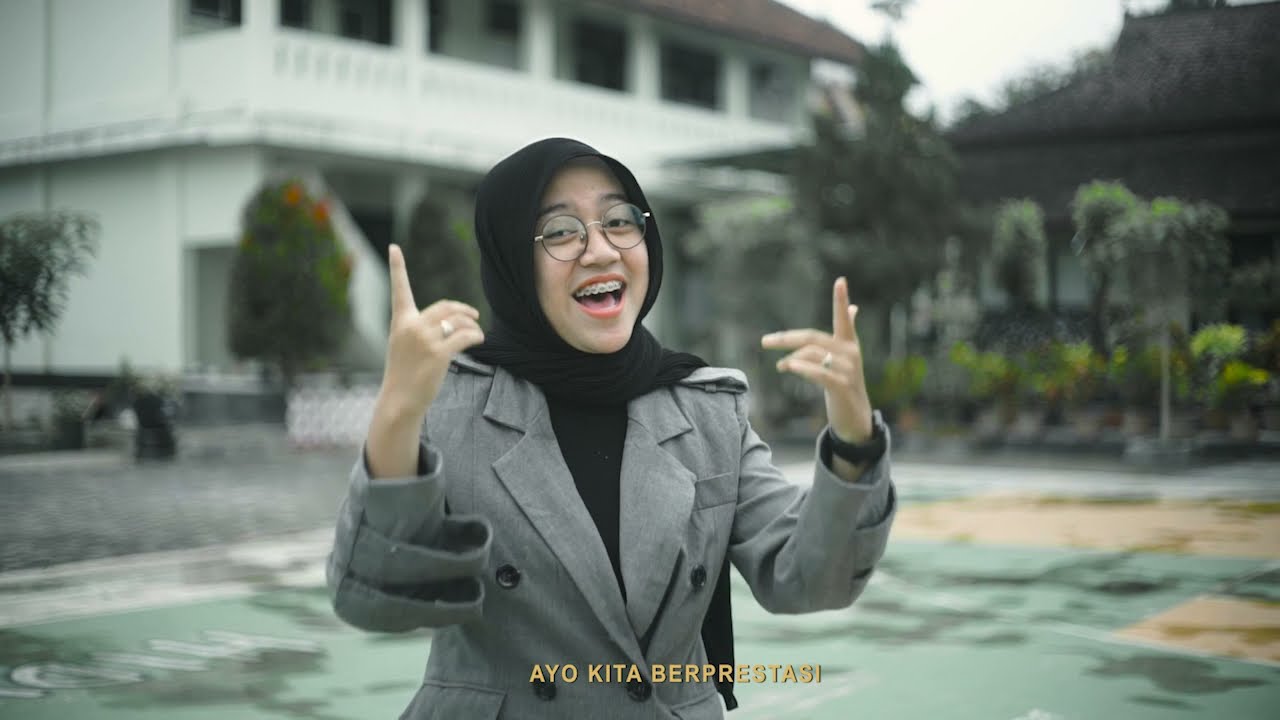 Jingle SMA NEGERI 1 NGLUWAR