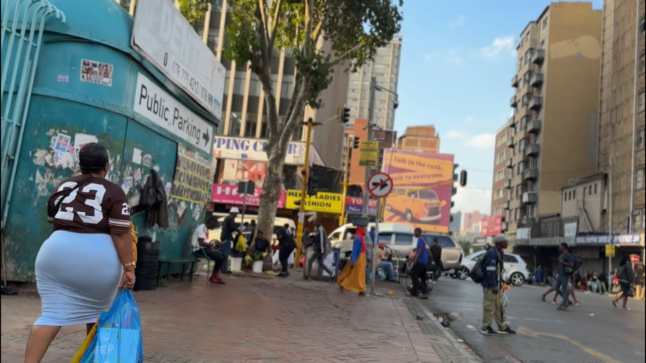 EP 59: Water water nyash🍑🍑🥰 walking tour|