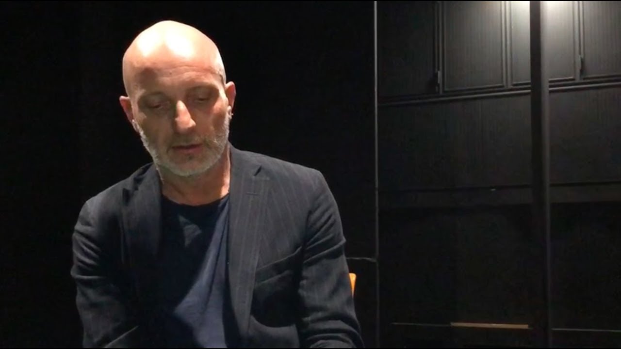 Per voce sola. Intervista a Roberto Latini