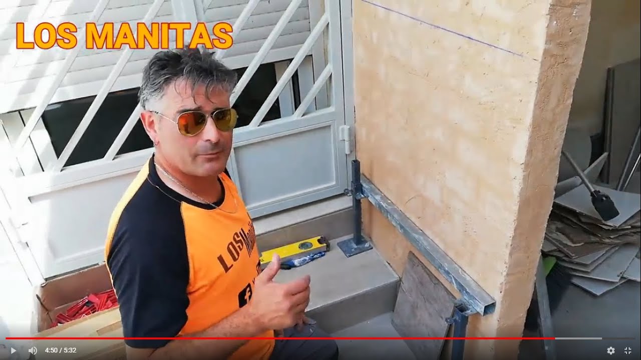 HERRAMIENTA, SOPORTES PARA COLOCAR AZULEJOS