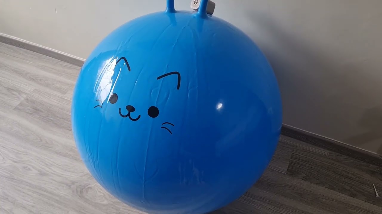 10 minutes of Neko Hopurr inflating