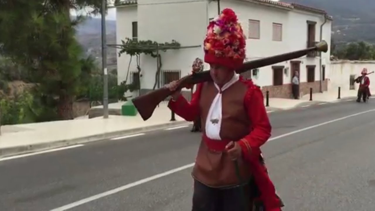 Mosqueteros del Santísimo. Procesión de San Antón. Béznar (Granada).