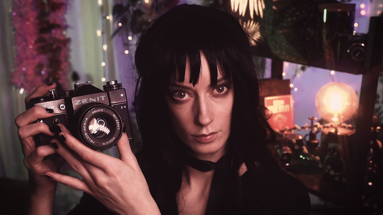 ASMR 🕷️ Photoshoot With Lydia Deetz - Captivated By YOU 📷 [Beetlejuice] (Compliments)