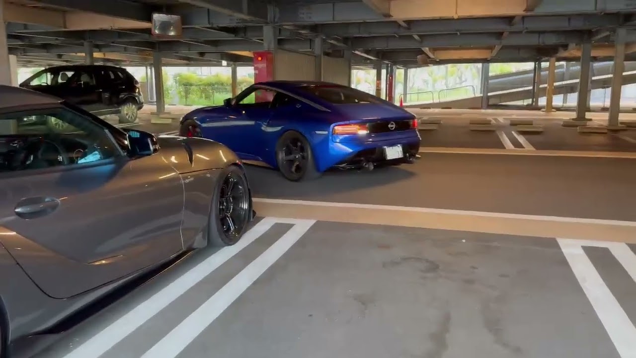 フェアレディZ RZ34 ワンガンブルー ADVAN GT Beyond