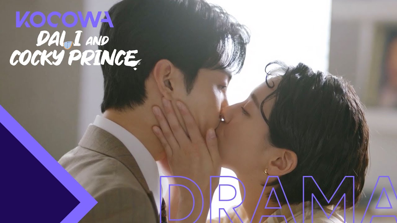 Busted! The staff catches Gyu Young and Min Jae kissing at work [Dali and Cocky Prince Ep 12]