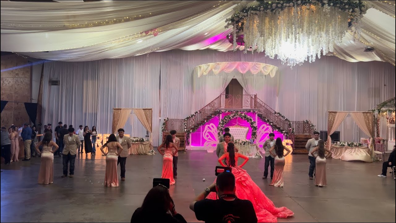 HASTA LA RAÍZ QUINCE WALTZ- Mireht Sweet 16