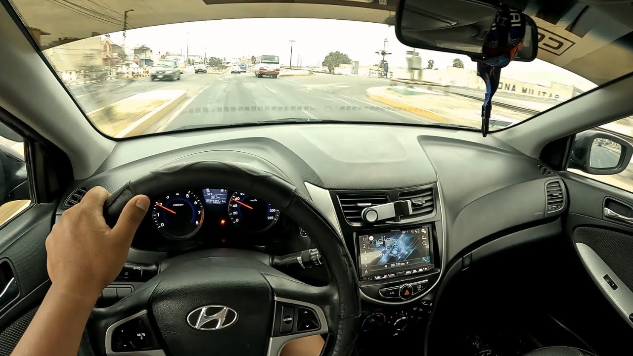 2014 Hyundai Accent 1.4 FUL SPORT  MT - POV PRUEBA DE MANEJO