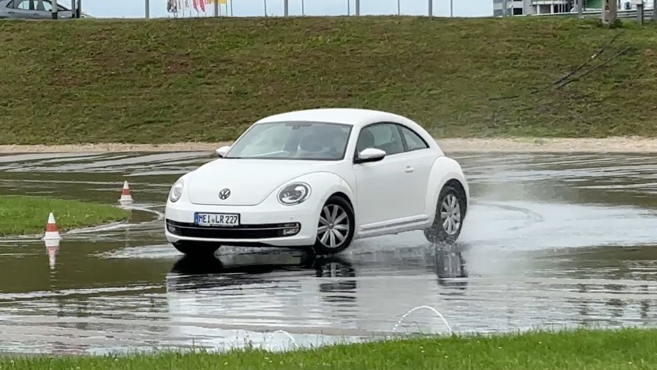 Fahrsicherheitstraining Vlog 🚗🛣️(feat. Vaddern)