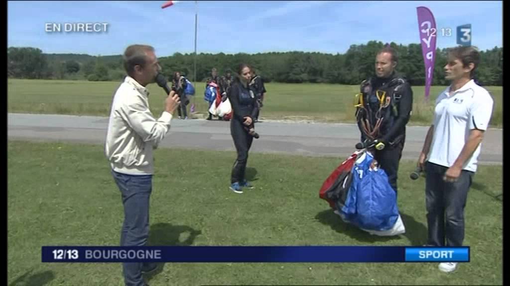 L'équipe de France de Parachutisme à l'aérodrome de la Vèze