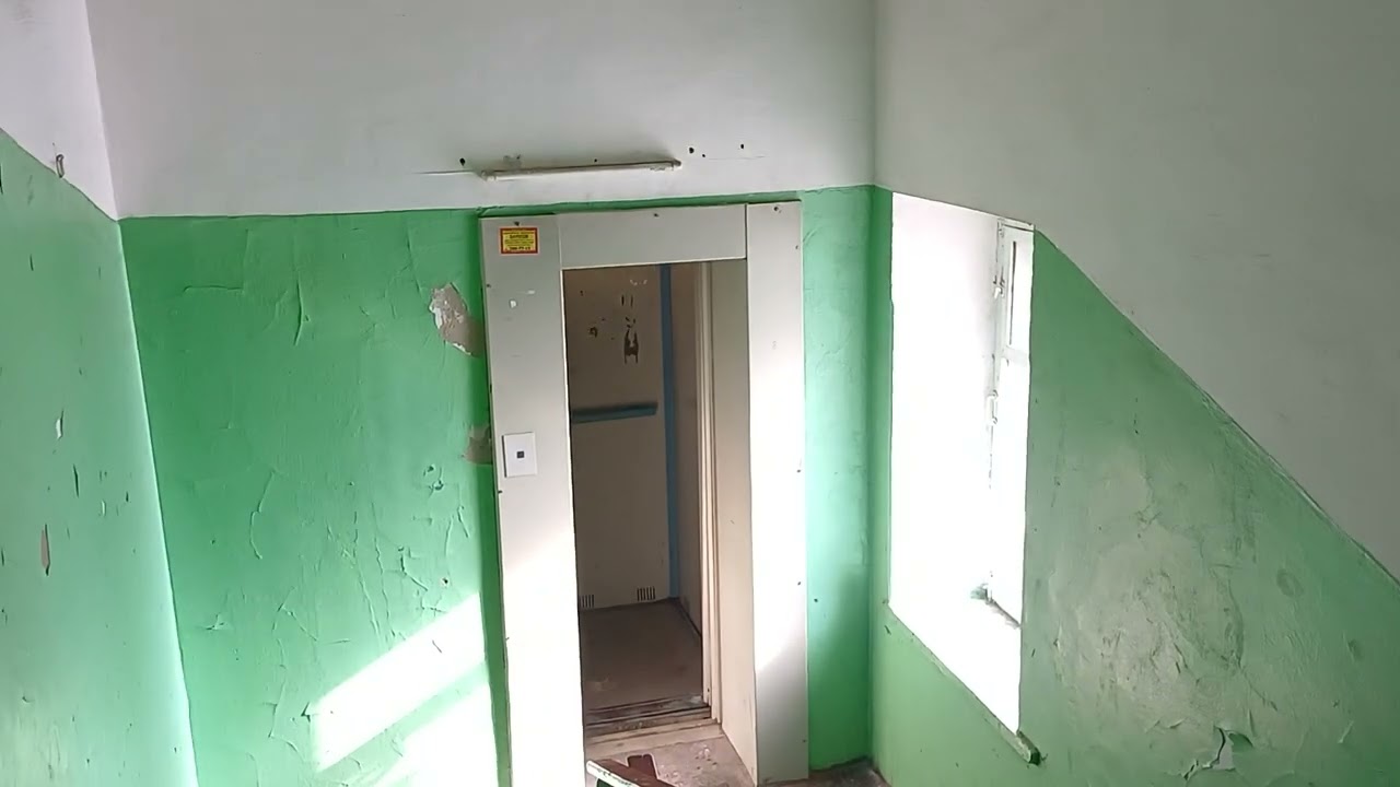 2 убитых лифта ЩЛЗ 2010 года в общежитии Немировича-Данченко 124 Новосибирск