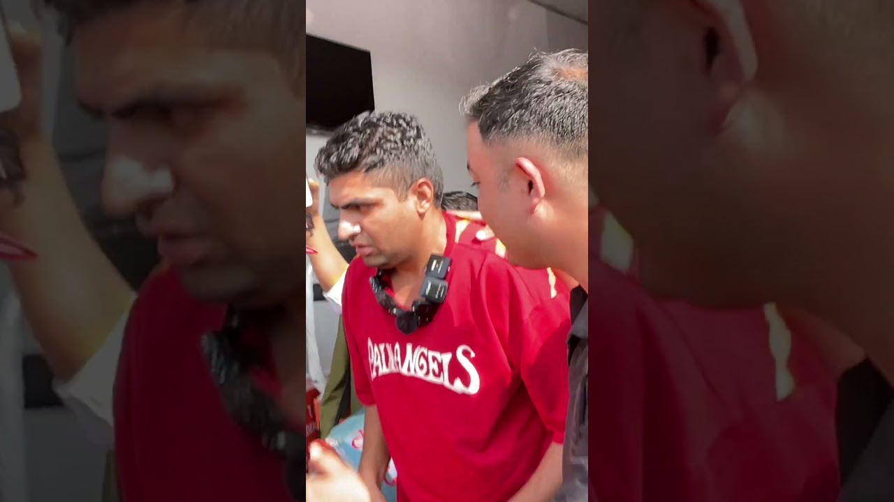 असंध में करदी नोटों की बारिस देखने वालो की लग गई भीड़ असंध में हिंदुस्तान सोलर की ग्रैंडऑपनिंग