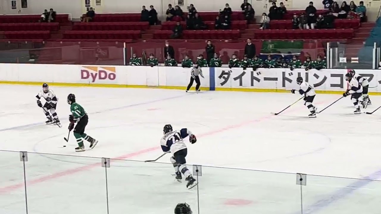 2025.12.26 アイスホッケー 第98回日本学生氷上競技選手権大会「大東文化大 vs 関西大」、大東文化大3点目（G8斉藤 - A18中村、-1）