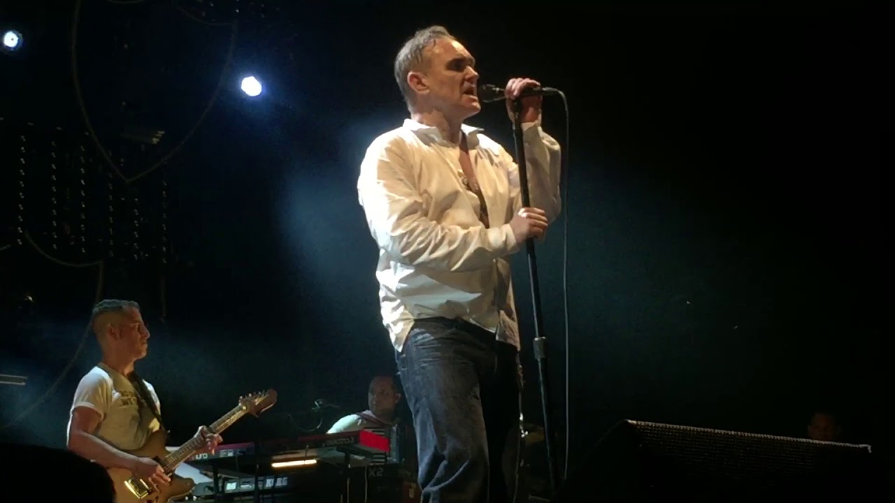 Morrissey “back on the chain gang” (the pretenders cover)  Glasgow 2018