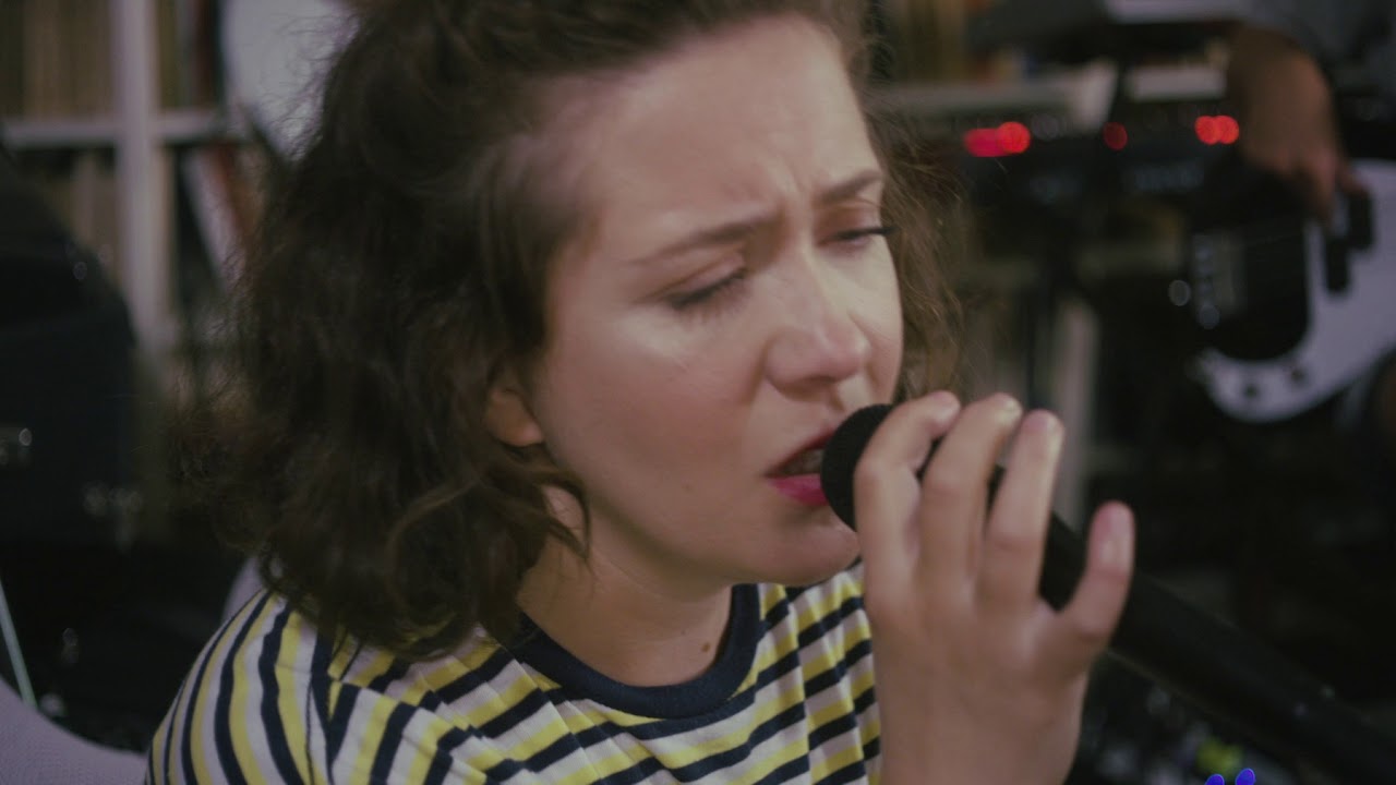 Emilie Nicolas - Higher Love (Live Session)