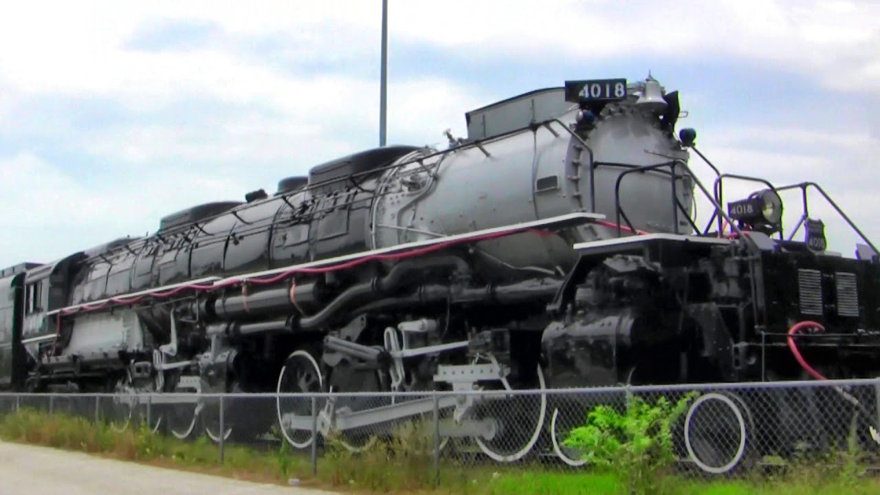 Pacing the Union Pacific Big Boy #4018 Dallas, Texas and cab ride