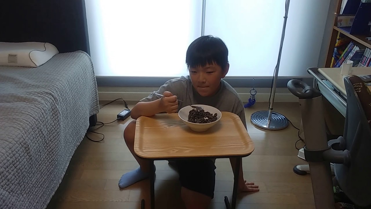 고작 먹방
